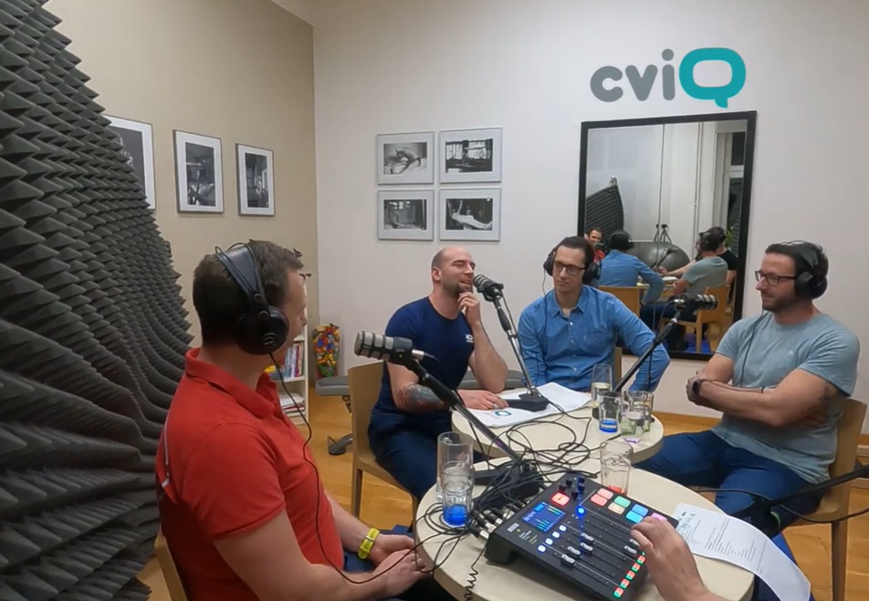 natáčení podcastu